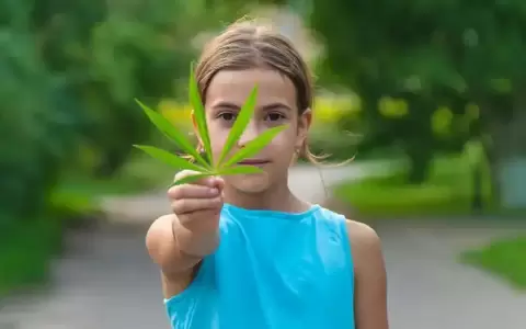 Los ni�os no fumadores tambi�n dan positivo por cannabis