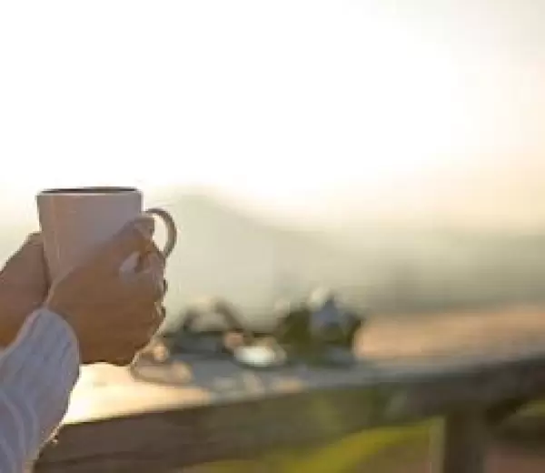 Hasta 400 miligramos de cafe�na al d�a ser�an seguros para la mayor�a de los adultos