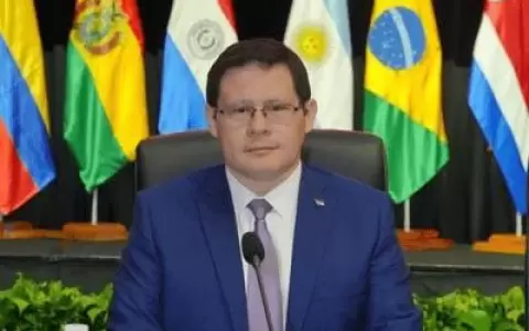 Diputados oficialistas pidieron destituir al director de la DNIT