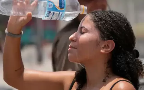 Ola de calor sofoca a R�o de Janeiro previo al Carnaval