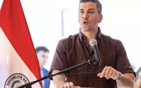 Pe�a: "La democracia garantiza estabilidad, justicia y progreso"