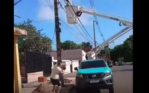 A palos atac� un m�vil de la ANDE para evitar que le corten el servicio
