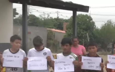 Mariano Roque Alonso: escuela cerr� el octavo grado por falta de rubros