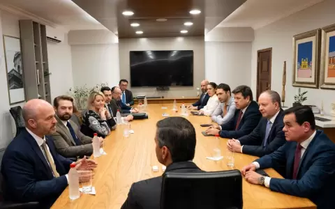 Comitiva de la Fundaci�n Heritage se reuni� con Pe�a