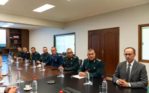 Entrenamientos e inteligencias: fuerzas militares de Paraguay y Colombia fijan acuerdos