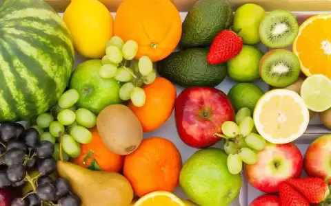 �Comer fruta de noche engorda? Esto dicen los expertos