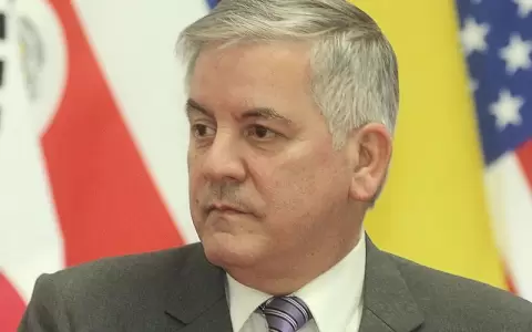 Colorados evitan reuni�n en Comisi�n con candidato a embajador de Pe�a, Juan Alberto Baiardi