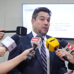 "Lalo" Gomes: Tuma presenta hoy pedido de juicio pol�tico contra el fiscal general del Estado