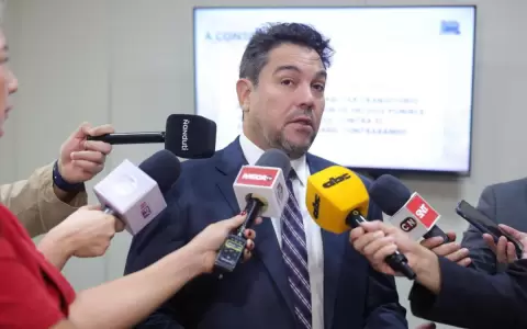 Caso "Lalo" Gomes: se present� el abogado �scar Tuma ante la Comisi�n Bicameral