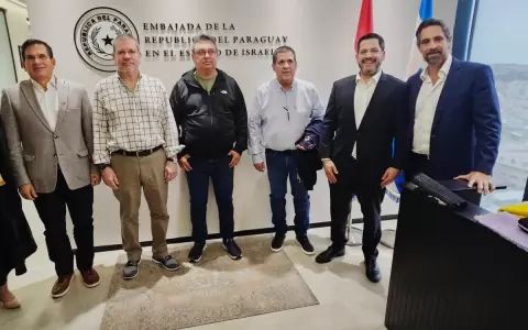 Israel: Cartes, diputados y senadores visitan embajada paraguaya en Jerusal�n