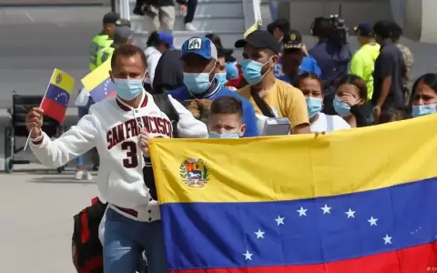 Llegan a Venezuela deportados desde EE. UU.