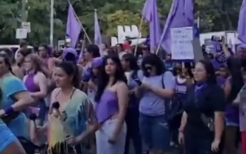 Se movilizaron una vez m�s para exigir sus derechos en el D�a Internacional de la Mujer