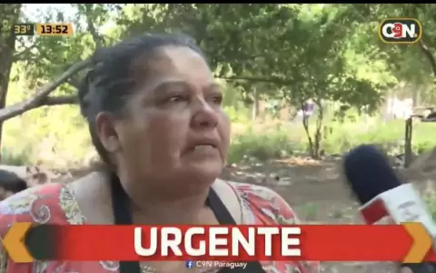 Incendio consume vivienda en Lambar�