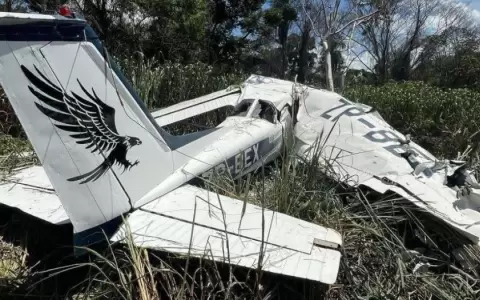 Ca�da de avioneta en aeropuerto de Saltos del Guair�