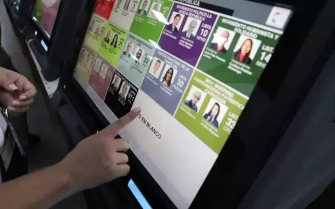T�cnicos acusan al TSJE de montar una "auditor�a ficticia" sobre m�quinas de votaci�n
