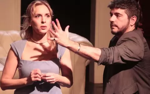 La obra teatral "Reverso" llega a Asunci�n