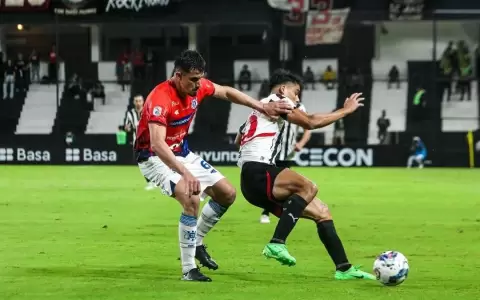 Libertad se frena ante un bravo Sportivo 2 de Mayo