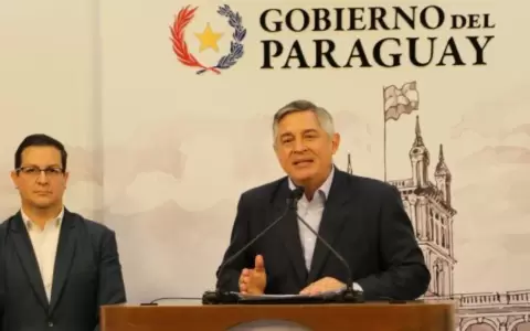 Educaci�n anunci� compra de 100.000 muebles para escuelas p�blicas