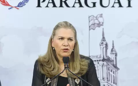 �Qu� dijo la ministra de Salud tras muerte de reci�n nacido por falta de terapia?