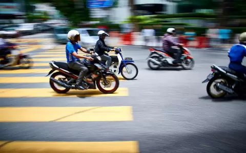 "No tenemos una soluci�n a mano", admiten sobre falta de higiene en cascos de "motobolt"