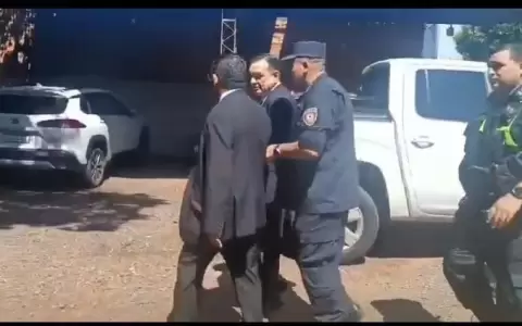 Juzgado dispone prisi�n preventiva contra abogado golpeador Walter Acosta