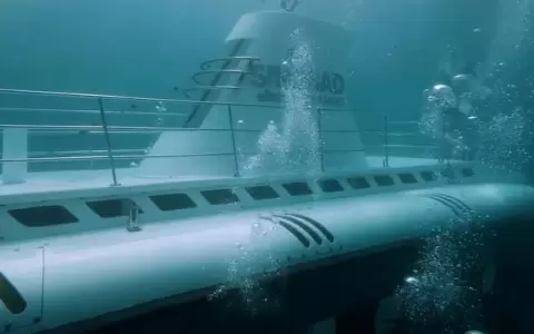 Accidente de submarino con 45 turistas a bordo en el mar Rojo: al menos seis muertos, cuatro de ellos son rusos