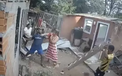 En San Lorenzo, una madre y su hija embarazada fueron atropelladas por una turba
