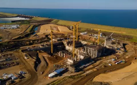 Obras de A�a Cu�.