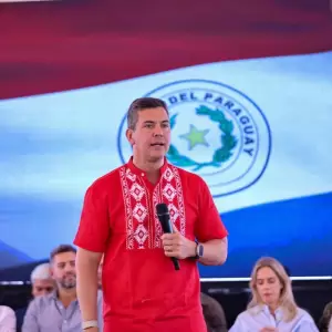 Pe�a desmiente divisi�n en Honor Colorado