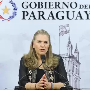 Bar�n intocable: Colorados frenan interpelaci�n y blindan a la ministra de Salud