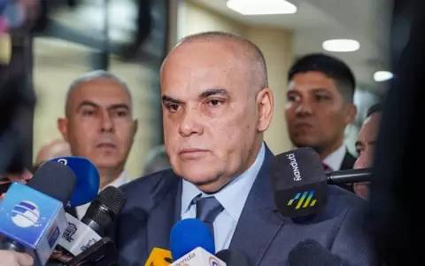 HC tiene votos para aprobar proyecto contra Concertaci�n, pero hoy ser� postergado