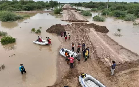 El r�o Pilcomayo alcanza niveles hist�ricos, m�s de 400 familias afectadas en el Chaco