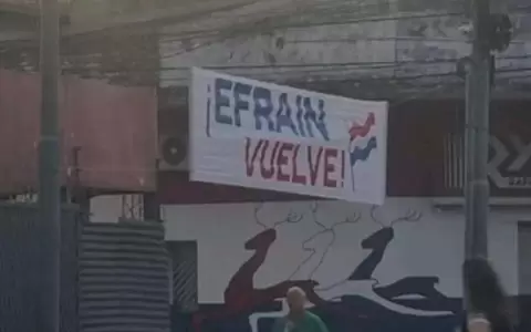 Marcha 25M: pasacalle sobre Efra�n Alegre genera controversia