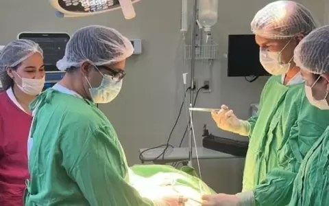 Colocan cat�teres para di�lisis peritoneal en el Hospital Regional de Paraguar�