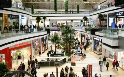 Informe del BCP: confianza de los consumidores en picada