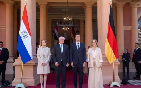Pe�a dio recibimiento al presidente de Alemania, que inicia visita oficial