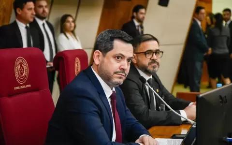 Ra�l Latorre, presidente de la C�mara de Diputados.