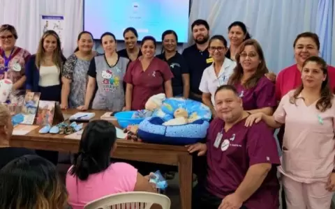 Se inici� el Club de Padres en el Hospital Materno Infantil de Loma Pyt�