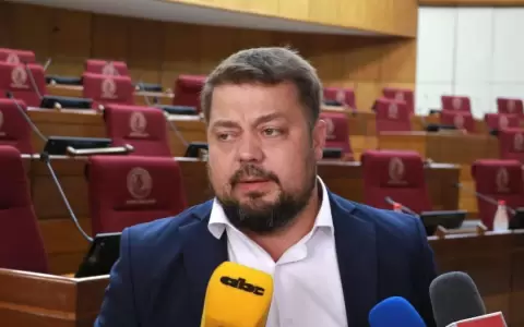 Senador denuncia amenazas tras exigir que se esclarezca muerte de diputado �Lalo� Gomes