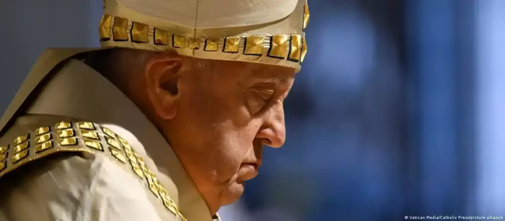 El papa Francisco se encuentra estable y reanudará la ventilación mecánica no invasiva