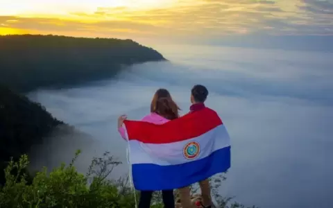 Senatur ordena la clausura temporal de establecimientos tur�sticos en el Cerro Tres Kand�