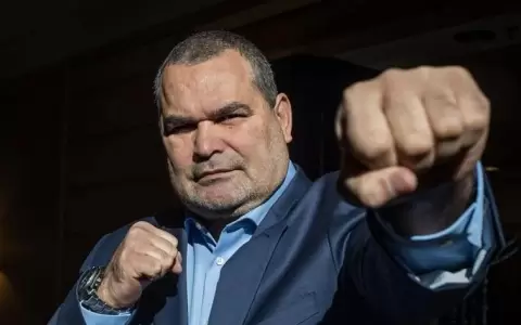 Jos� Luis Chilavert confirma su injerencia en Pol�tica.