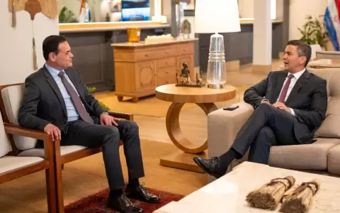 Pe�a reafirma respaldo sobre canciller tras fracaso en la OEA
