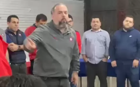 Cerro Porte�o: Ariel Mart�nez responde con munici�n gruesa a Juan Jos� Zapag
