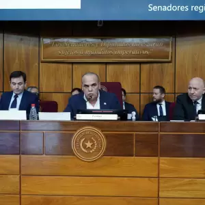 Se desinfla intenci�n de desaforar hoy a Mario Abdo Ben�tez
