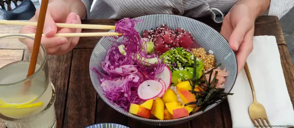 Alimentaci�n saludable rica en vegetales.