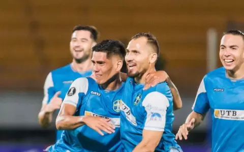 Olimpia perdi� ante un equipo que entrenaba una vez a la semana en cancha de 11 vs. 11