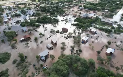 Chaco paraguayo bajo agua.