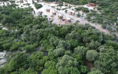 Chaco paraguayo bajo agua.