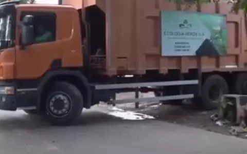 Personal de recolecci�n de basura fue el que encontr� el feto en un basurero.